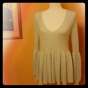 Lauren Conrad Light blue medium size sweat…